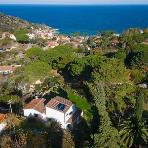 Villa Caterina Quiete E Mare-goelba, SantʼAndrea